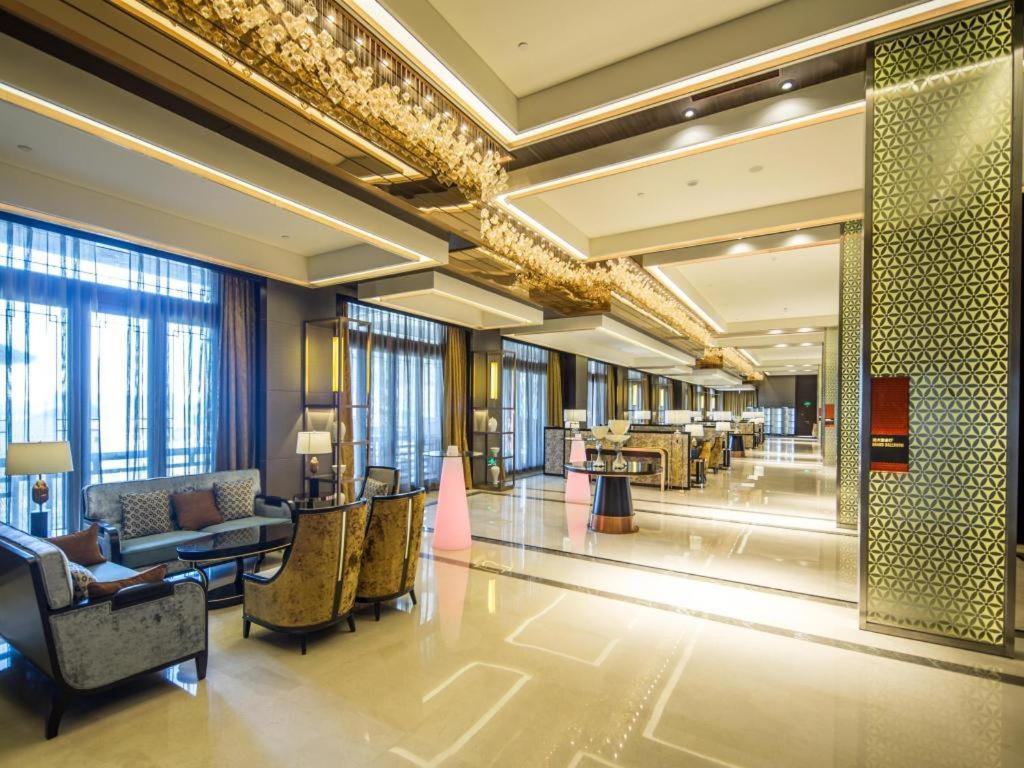Grand Bay Hotel Beijing Xiaotangzhuang Екстер'єр фото