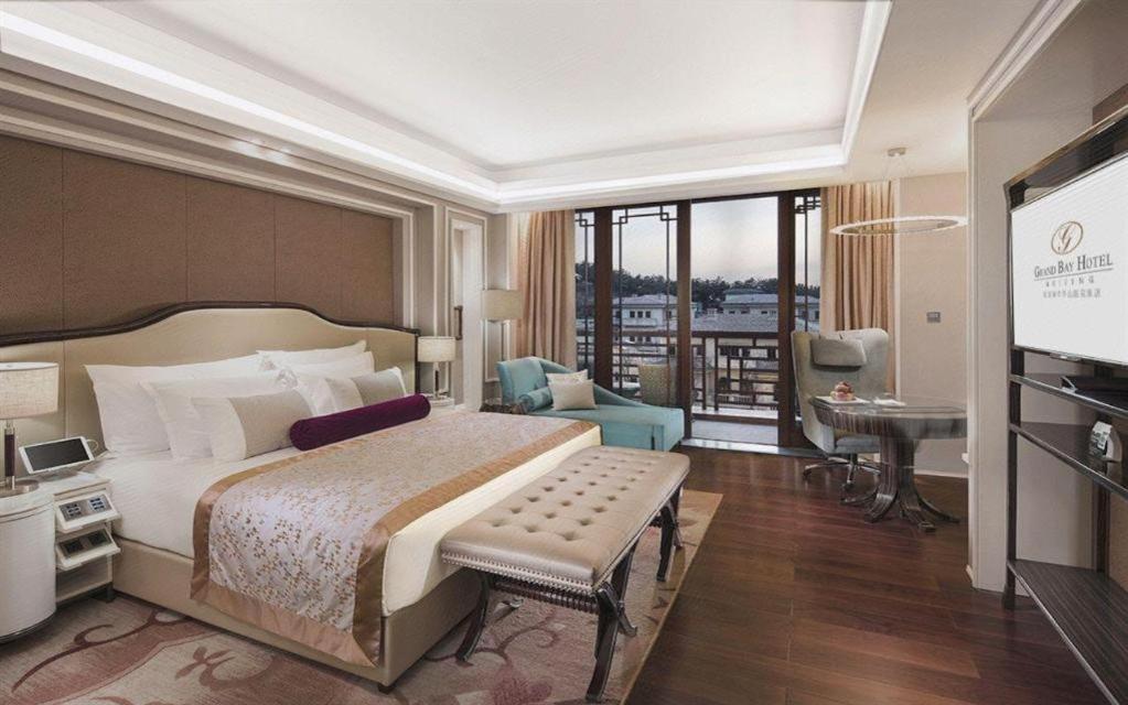 Grand Bay Hotel Beijing Xiaotangzhuang Екстер'єр фото
