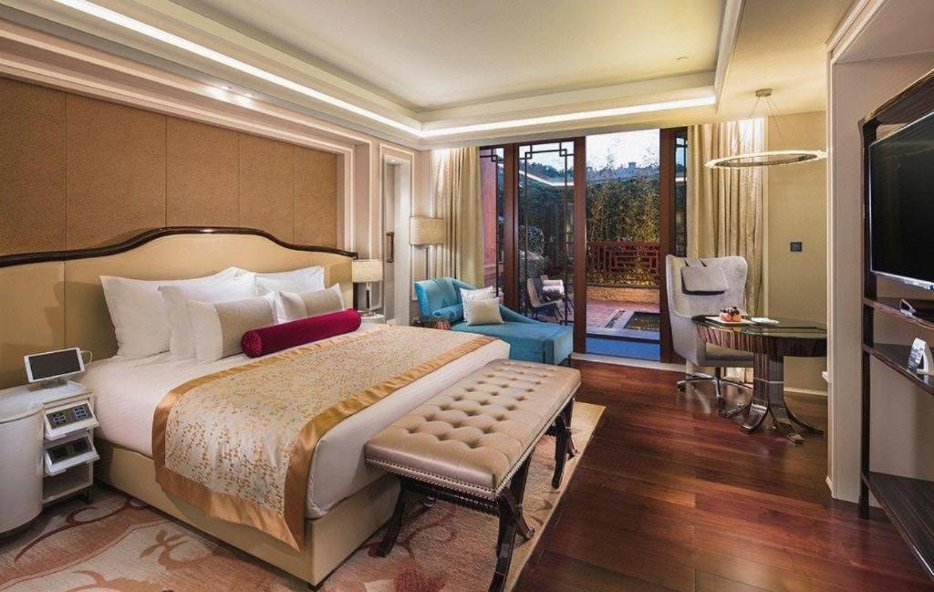 Grand Bay Hotel Beijing Xiaotangzhuang Екстер'єр фото