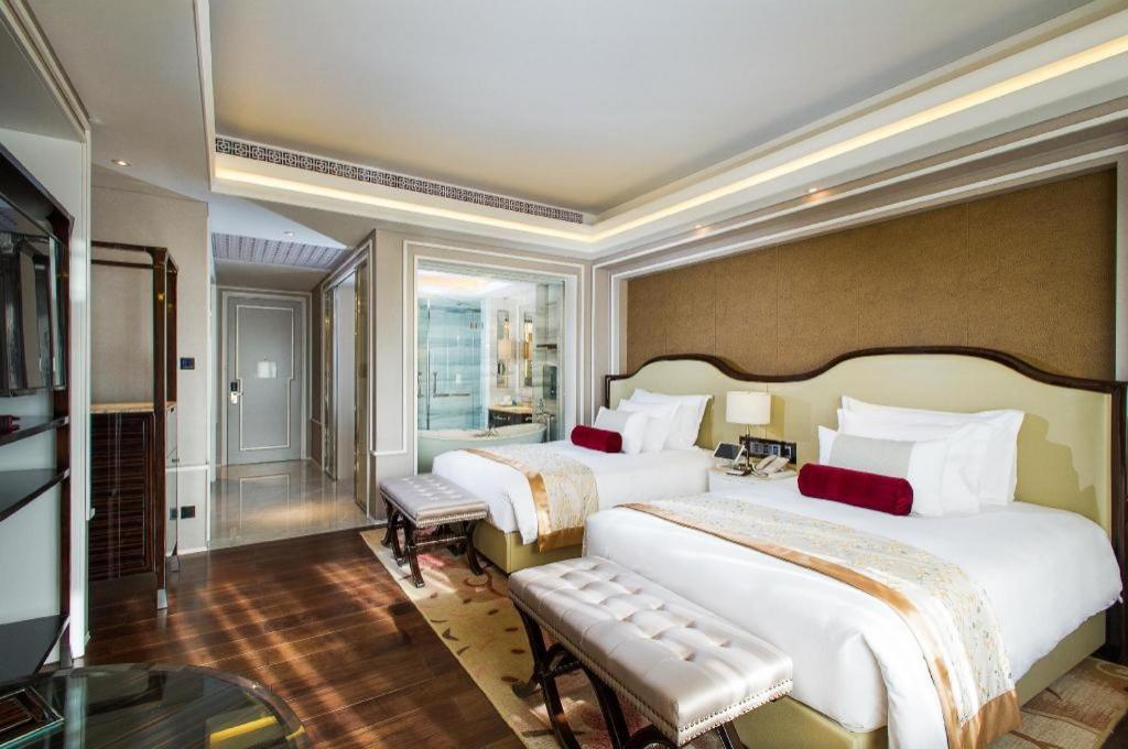 Grand Bay Hotel Beijing Xiaotangzhuang Екстер'єр фото